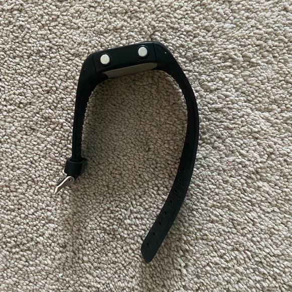 Polar M400 GPS Running Watch - Picture 2 of 5